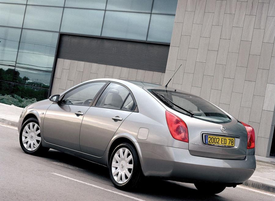  Nissan Primera Hatchback 2002 года  (фото 14 из 15)